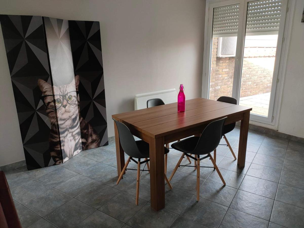 Appartement 2 Chambres Spacieuses Avec Terrasse Brouckerque Екстериор снимка